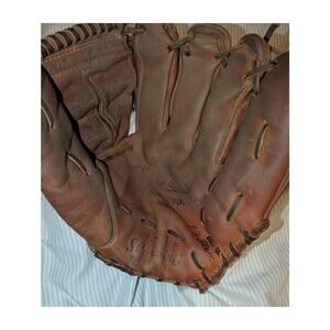 Vintage Sal Bando Autographed Baseball Mitt Glove Spalding 42-275 USA